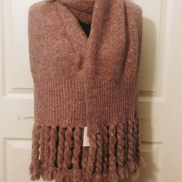 Anthropologie purple chunky knit large fringed scarf wrap NWT